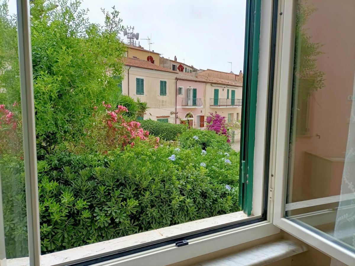La Terrazza Nel Cuore Di Capoliveri Buitenkant foto