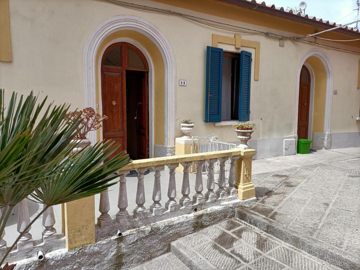 La Terrazza Nel Cuore Di Capoliveri Buitenkant foto