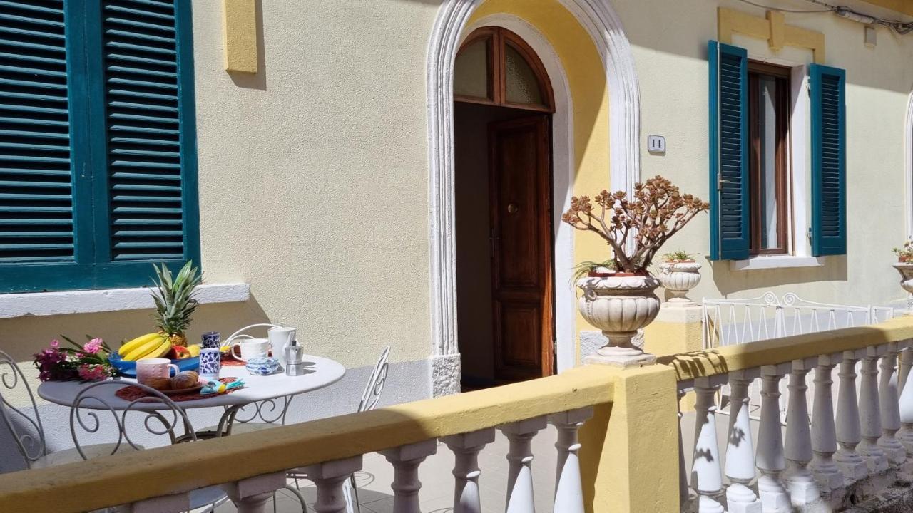 La Terrazza Nel Cuore Di Capoliveri Buitenkant foto